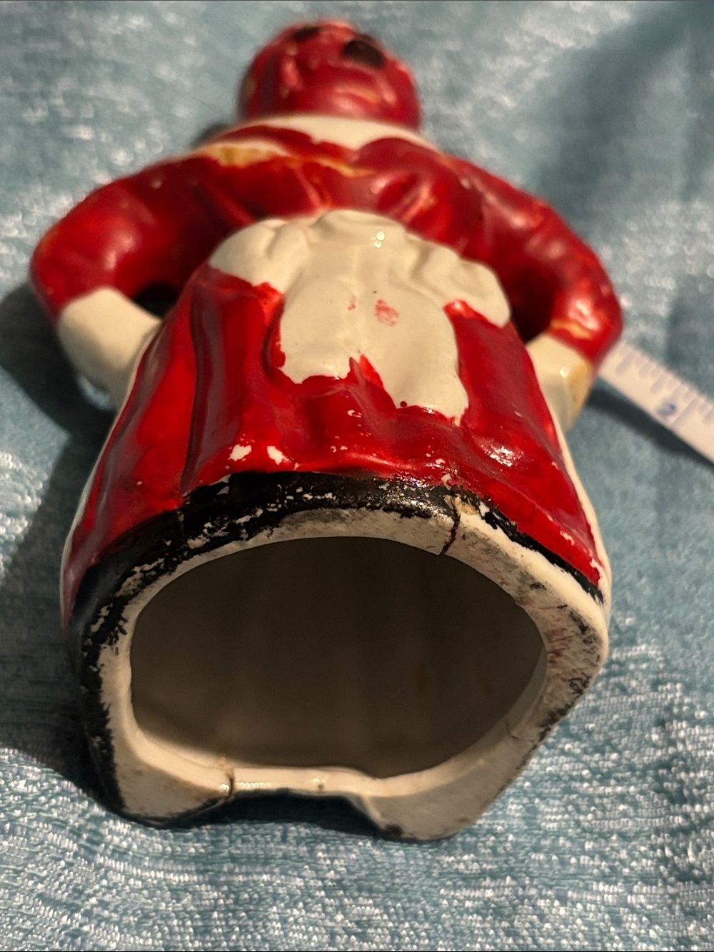 Vintage Ceramic Figurine in Red and White - Picture 8 of 8